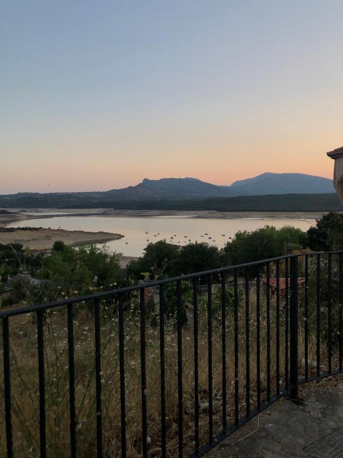 El Lago Cervera de Buitrago Dış mekan fotoğraf